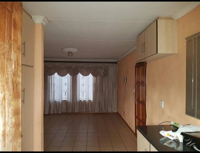 3 BEDROOM PROPERTY TO RENT IN THE ORCHARDS